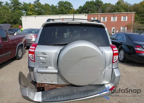 2011 Toyota Rav4 z USA, uszkodzony, nr VIN 2T3JF4DV5BW098277